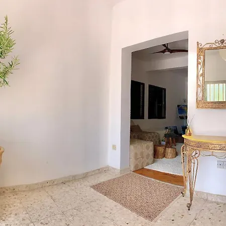 The Bay Laurel Apartman